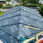 Pro část střechy s nejnižším sklonem v návaznosti na typ použité krytiny musela být realizována nejpřísnější třída těsnosti 1